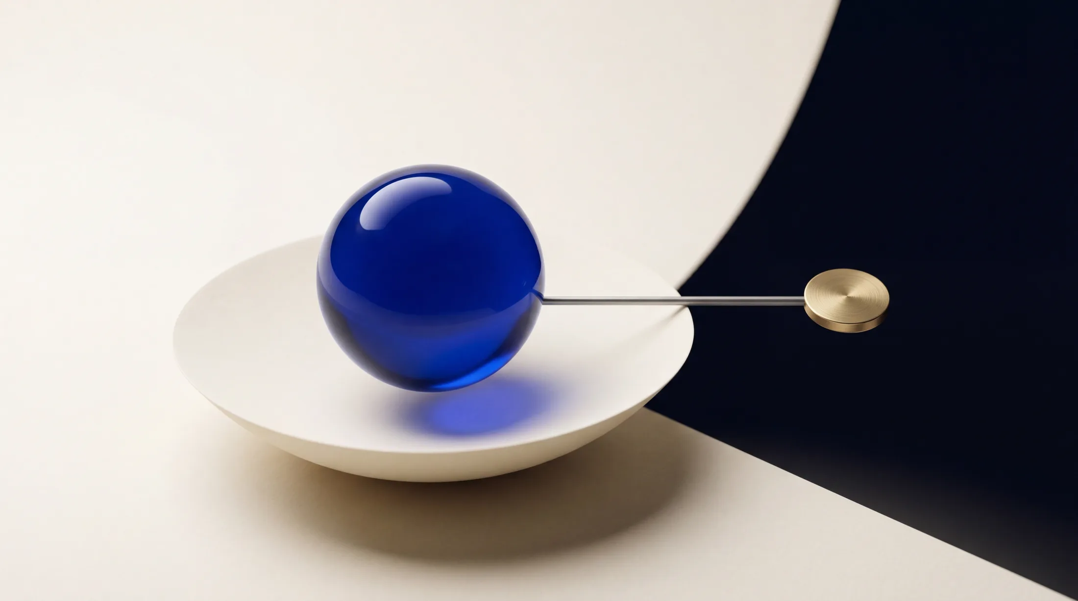 Sfera blu levigata su sfondo ink — Opsy come ente che osserva